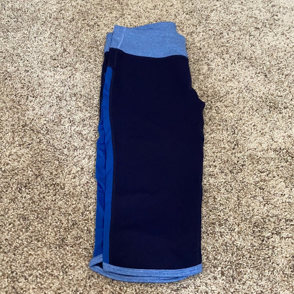 Fabletics capris